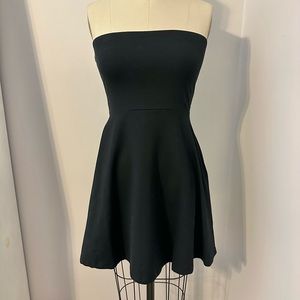 EXPRESS Women’s Strapless Black Dress